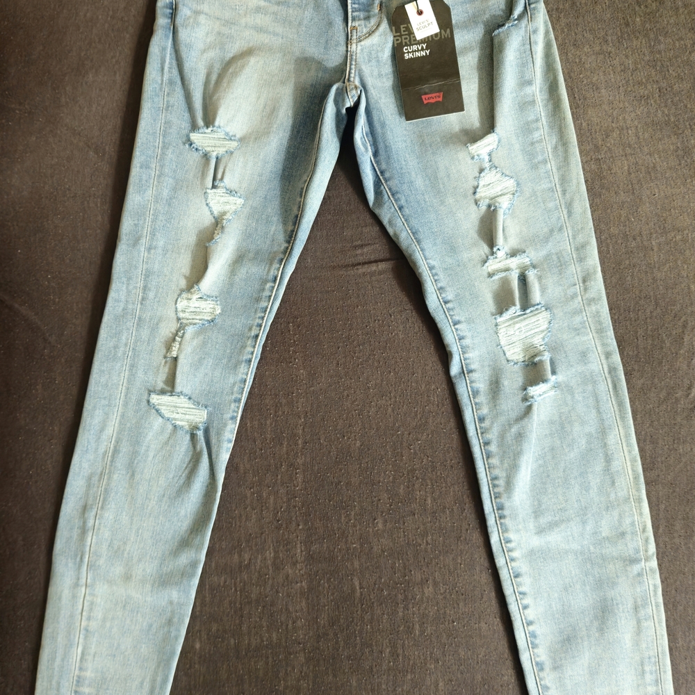 Levi's Women's Blue Curvy Skinny Distressed Jeans